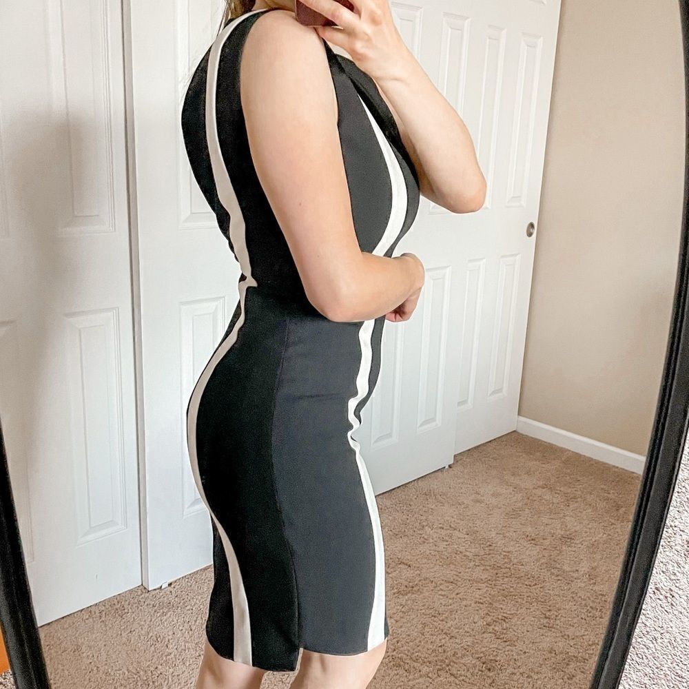 AKRIS Punto Contrast Stripe Sheath Dress Black Cream 2 - Picture 2 of 12